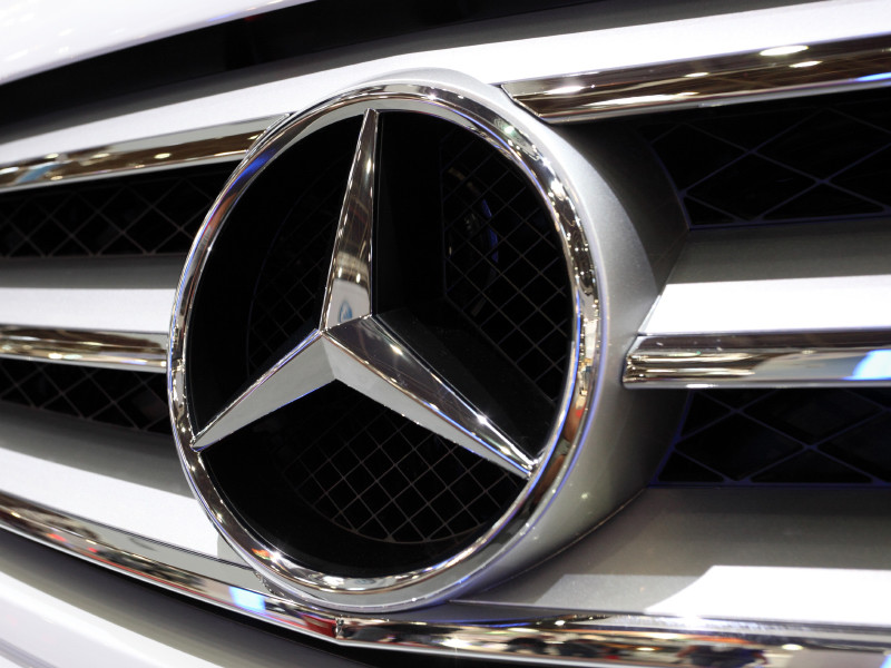  Mercedes-Benz отзывает свыше 264 тыс. автомобилей по всему миру из-за угрозы возгорания 
