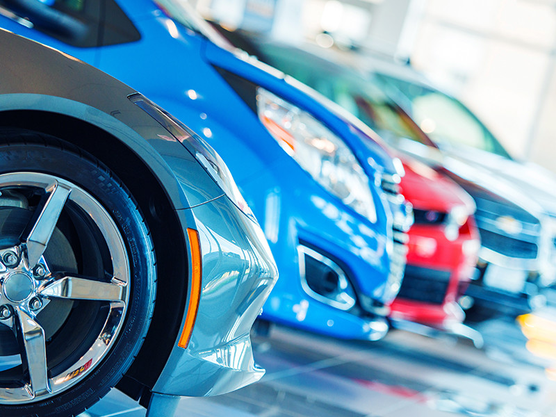 Мировые продажи автомобилей в апреле выросли на 77% 